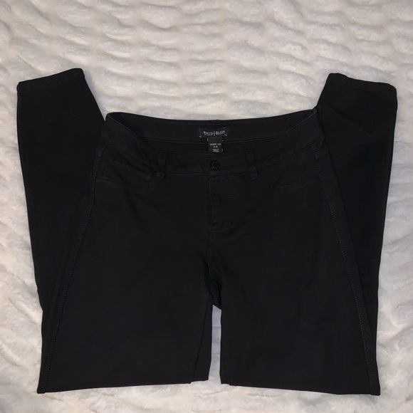 White House Black Market Pants - White House Black Market Black Skinny Leg Pants